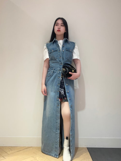 国内発送【DKNY】ノースリーブデニムマキシシャツドレス ALLSAINTS（オールセインツ）の「BLAIR SLEEVELESS DENIM MAXI