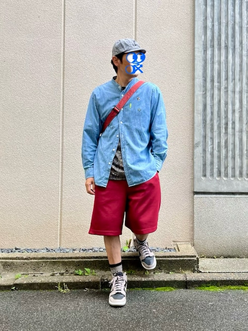 UNIQLO（ユニクロ）の「シャンブレースタンドカラーシャツ（長袖