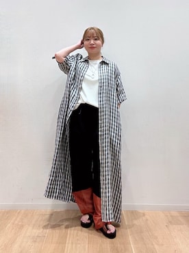 「RODE SKO（ロデスコ）の厚底トングサンダル（サンダル、ブラウン系）」を使った、umechiさん（レディース・150cm）の夏コーディネート