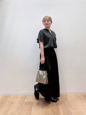 「URBAN RESEARCH（アーバンリサーチ）のフレンチスリーブスキッパーブラウス（シャツ/ブラウス、ブラック系）」を使った、umechiさん（レディース・150cm）の夏コーディネート