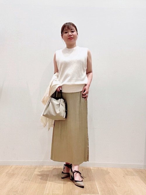 セール】サテンプリーツストレートラインスカート（スカート）｜URBAN