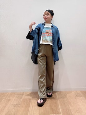 「URBAN RESEARCH（アーバンリサーチ）のキュプラストレッチイージーパンツ（その他パンツ、グリーン系）」を使った、umechiさん（レディース・150cm）の夏コーディネート