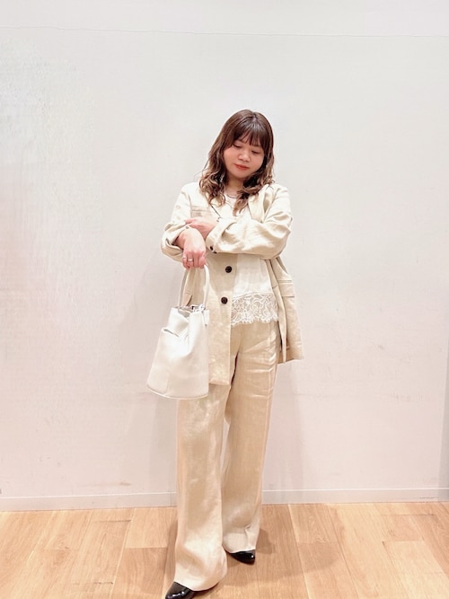 【新品】URBAN RESEARCH ヴィンテージサテンTブラウス アイボリー URBAN RESEARCH - 【新品】URBAN RESEARCH ヴィンテージサテンT