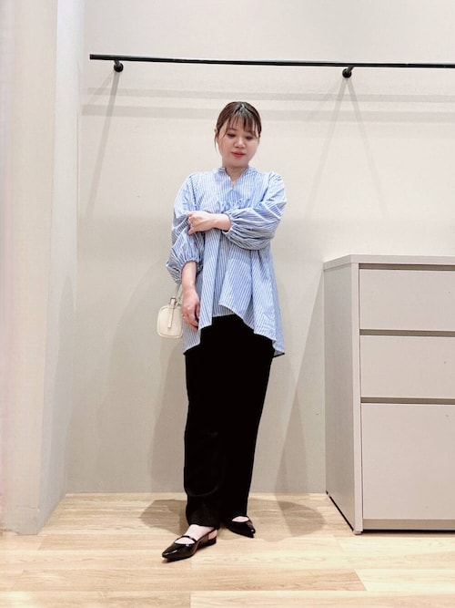 ポインテッドバックストラップシューズ