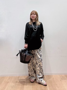 「かぐれ（カグレ）のリネンボートネックカットソー（Tシャツ/カットソー、ブラック系）」を使った、umechiさん（レディース・150cm）の夏コーディネート