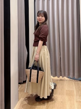 「URBAN RESEARCH（アーバンリサーチ）のボリューム袖ショート丈ニット（ニット/セーター、ブラウン系）」を使った、umechiさん（レディース・150cm）の春コーディネート