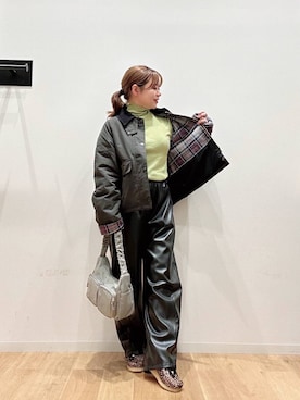 「アイテム（その他アウター、ブラウン系）」を使った、umechiさん（レディース・150cm）の秋コーディネート