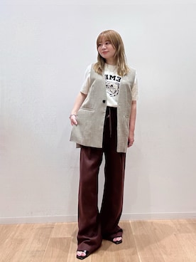 「URBAN RESEARCH DOORS（アーバンリサーチドアーズ）のリネンリヨセルイージーパンツ（その他パンツ、レッド系）」を使った、umechiさん（レディース・150cm）の夏コーディネート