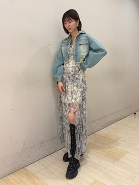 「キャミワンピ」｜「アイテム（デニムジャケット）」を使った、risaさん（レディース・161cm）の春コーディネート