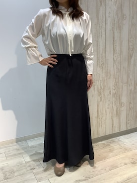 「TOKYO SHIRTS（トウキョウシャツ）の【吸水速乾】【COFREX】 フリルリボン ブラウス 長袖 レディースデザインシャツ（シャツ/ブラウス、ホワイト系）」を使った、BRICK HOUSE by Tokyo Shirts 博多ゆめタウン店さん（レディース・164cm）の秋コーディネート