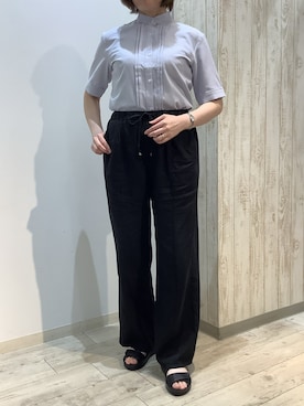 「TOKYO SHIRTS（トウキョウシャツ）の【吸水速乾】【COFREX】スタンド衿 ピンタック ブラウス 五分袖 レディースデザインシャツ（シャツ/ブラウス、ブルー系）」を使った、BRICK HOUSE by Tokyo Shirts 博多ゆめタウン店さん（レディース・163cm）の夏コーディネート