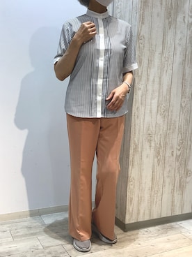 「TOKYO SHIRTS（トウキョウシャツ）の【吸水速乾】【COFREX】スタンド衿 ピンタック ブラウス 五分袖 レディースデザインシャツ（シャツ/ブラウス、グレー系）」を使った、BRICK HOUSE by Tokyo Shirts 博多ゆめタウン店さん（レディース・163cm）の夏コーディネート