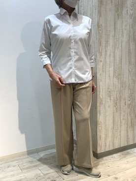 「TOKYO SHIRTS（トウキョウシャツ）の【透け防止】 形態安定ノンアイロン スキッパー 7分袖ビジネスワイシャツ（ビジネスシャツ、ホワイト系）」を使った、BRICK HOUSE by Tokyo Shirts 博多ゆめタウン店さん（レディース・163cm）の夏コーディネート