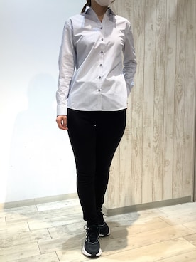 「アイテム（ビジネスシャツ）」を使った、BRICK HOUSE by Tokyo Shirts 博多ゆめタウン店さん（レディース・160cm）の秋コーディネート