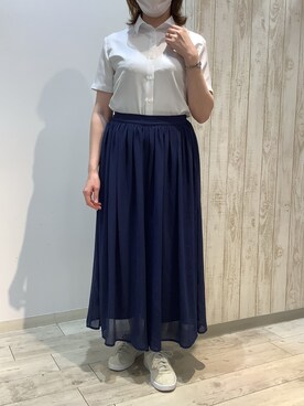 「TOKYO SHIRTS（トウキョウシャツ）の【吸水速乾】【COFREX】形態安定ノンアイロン レギュラー 半袖ビジネスワイシャツ（ビジネスシャツ、ホワイト系）」を使った、BRICK HOUSE by Tokyo Shirts 博多ゆめタウン店さん（レディース・163cm）の夏コーディネート