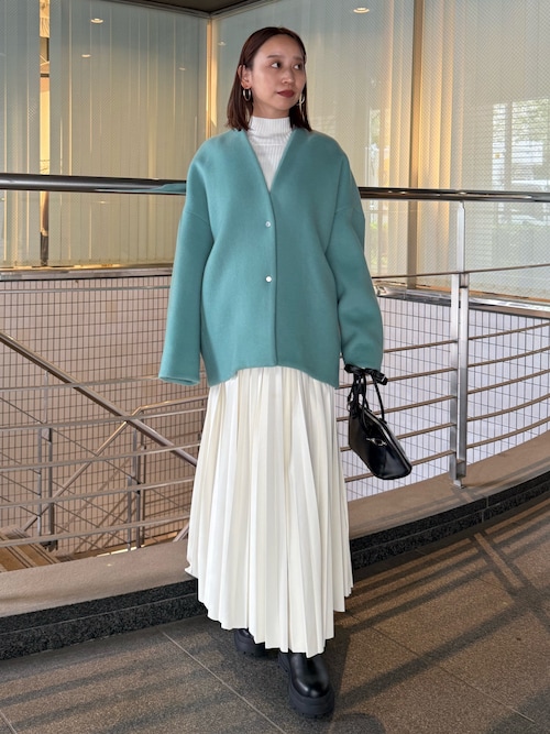 フォルムショートウールコート（ノーカラージャケット）｜ELENDEEK