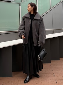 FAUX LEATHER PLEATS SK｜エレンディーク（ELENDEEK）公式通販｜RUNWAY