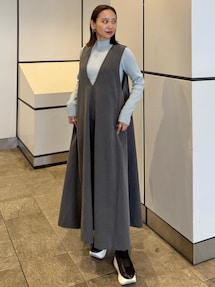 DEEP V NECK A-LINE OP｜エレンディーク（ELENDEEK）公式通販｜RUNWAY