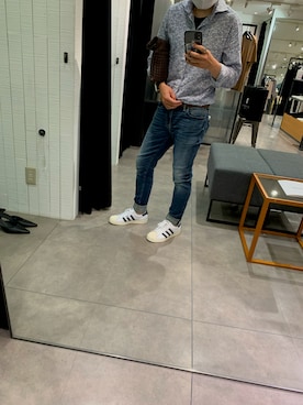「American Eagle（アメリカンイーグル）のアイテム（デニムパンツ、ブルー系）」を使った、ttoommmyさん（メンズ・165cm）の春コーディネート