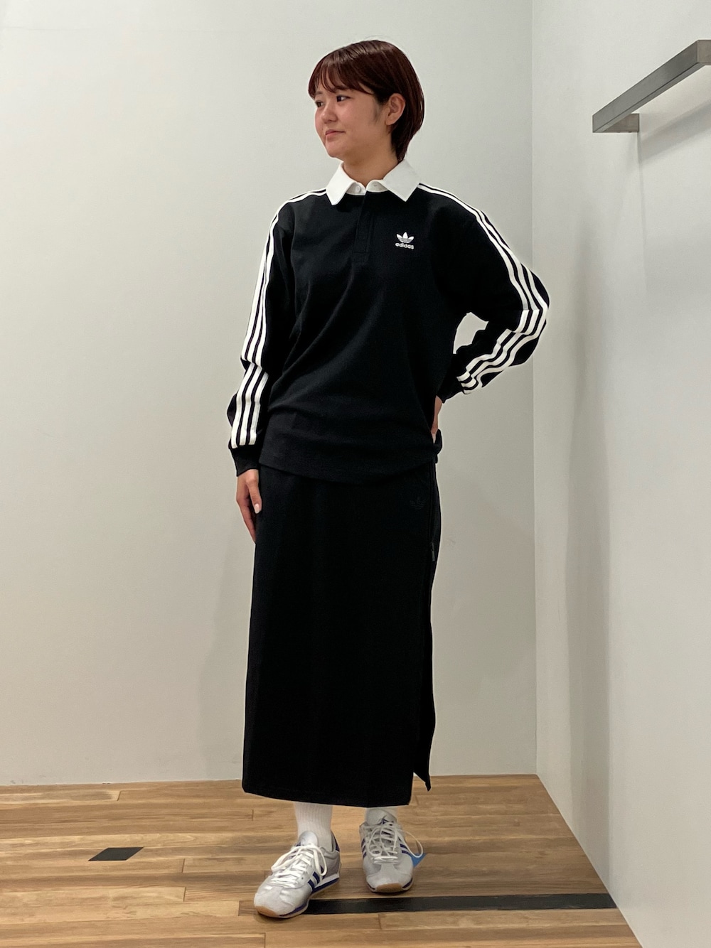 adidas ブラックポロシャツとスカートセット NA(アディダス オリジナル