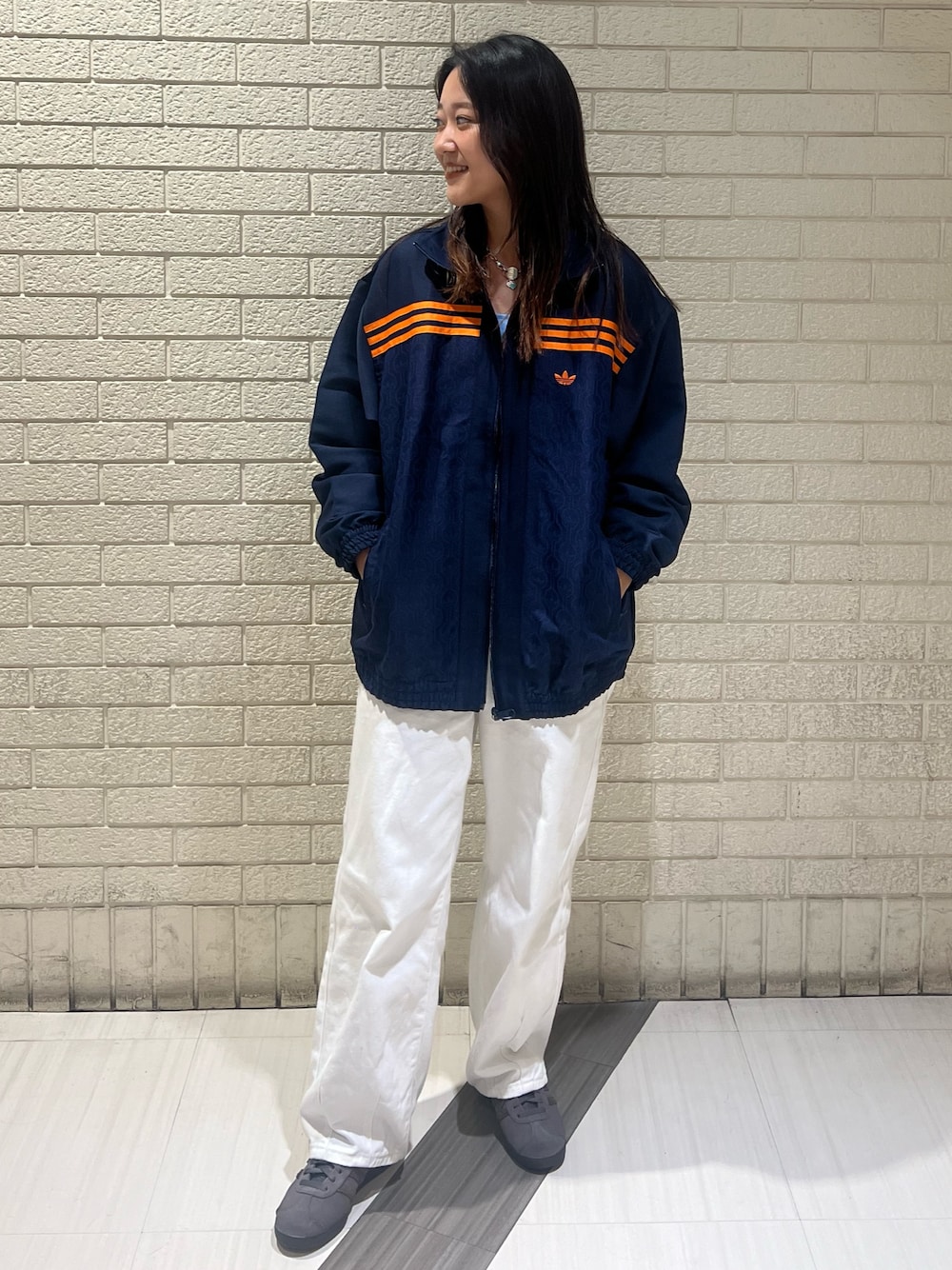 adidasオリジナル ウインドブレーカー　マネキンコーデ表示サイズM adidasオリジナル ウインドブレーカー マネキンコーデ表示サイズ