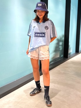 「アイテム（レッグウェア）」を使った、マイナさん（レディース・162cm）の秋コーディネート