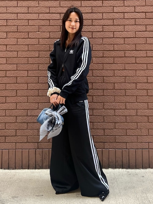 adidas ワイドレッグトラックパンツ M ブラック adidas ワイドレッグトラックパンツ M ブラック 楽天市場】【12/20 0時