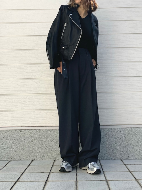 ファッションシーンで話題のこれから流行るブランド12選 Acne Studios 希少サイズ春先にも！ 32 レザージャケット Mock ジャケット・アウター