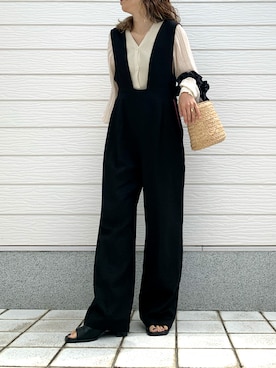 「Q（キュー）のアイテム（オールインワン・サロペット）」を使った、yuriさん（レディース・155cm）の春コーディネート