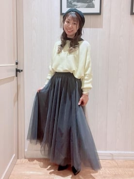 「DRESKIP（ドレスキップ）の【洗える】大人の上品コーデに お袖ビジュー釦付きリブドルマンニット（ニット/セーター、イエロー系）」を使った、コズズさん（レディース・156cm）の冬コーディネート