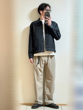 「アイテム（デニムジャケット）」を使った、Sammyサミーさん（メンズ・177cm）の秋コーディネート