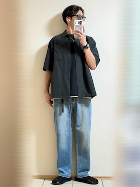 「URBAN RESEARCH（アーバンリサーチ）の『洗濯可/防シワ/撥水』COOL DOTS SHORT-SLEEVE SHIRTS（シャツ/ブラウス、グレー系）」を使った、Sammyサミーさん（メンズ・177cm）の秋コーディネート