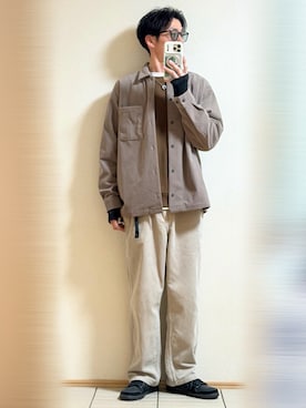 「アイテム（手袋）」を使った、Sammyサミーさん（メンズ・177cm）の秋コーディネート