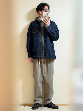 「アイテム（デニムジャケット）」を使った、Sammyサミーさん（メンズ・177cm）の冬コーディネート