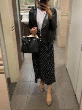 「NATURAL BEAUTY BASIC（ナチュラルビューティーベーシック）のアイテム（ライダースジャケット）」を使った、yuukiさん（レディース・170cm）の春コーディネート