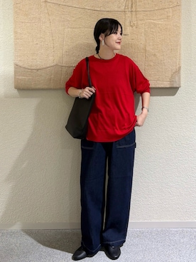 「アイテム（バレエシューズ）」を使った、秋山 里織さん（レディース・158cm）の秋コーディネート