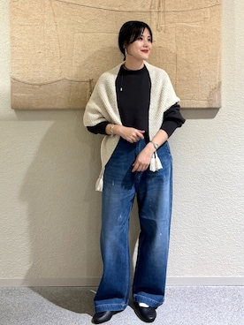 「アイテム（ストール/ショール）」を使った、秋山 里織さん（レディース・158cm）の秋コーディネート