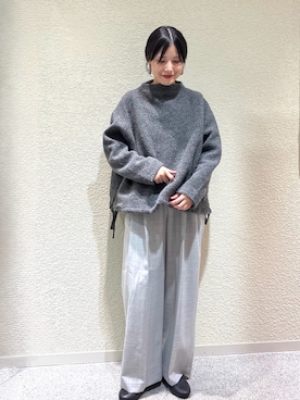 「アイテム（その他トップス）」を使った、秋山 里織さん（レディース・158cm）の秋コーディネート