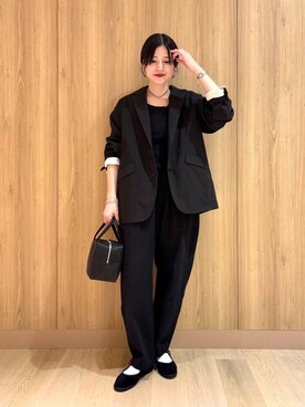 「かぐれ（カグレ）のリネンコットンサルエルパンツ（その他パンツ）」を使った、秋山 里織さん（レディース・158cm）の冬コーディネート