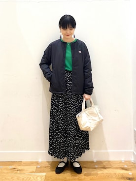 「KBF+（ケービーエフプラス）のアイテム」を使った、秋山 里織さん（レディース・158cm）の冬コーディネート