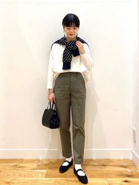 「KBF+（ケービーエフプラス）のアイテム」を使った、秋山 里織さん（レディース・158cm）の冬コーディネート