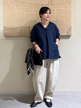 「アイテム（雑貨/ホビー）」を使った、秋山 里織さん（レディース・158cm）の秋コーディネート