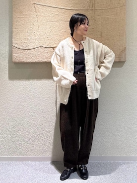 「かぐれ（カグレ）のアイテム（ニット/セーター）」を使った、秋山 里織さん（レディース・158cm）の秋コーディネート