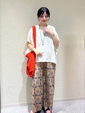 「かぐれ（カグレ）のパナマギャザースリーブプルオーバー（その他トップス）」を使った、秋山 里織さん（レディース・158cm）の秋コーディネート