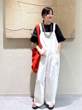 「アイテム（サロペット/オーバーオール）」を使った、秋山 里織さん（レディース・158cm）の夏コーディネート