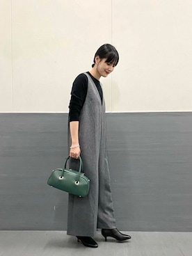 「骨格ウェーブ」｜「アイテム（オールインワン・サロペット）」を使った、秋山 里織さん（レディース・158cm）の秋コーディネート