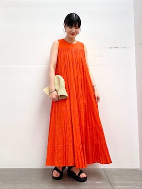 「teva」｜「アイテム（帽子）」を使った、秋山 里織さん（レディース・158cm）の夏コーディネート