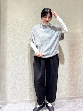 「アイテム（バレエシューズ）」を使った、秋山 里織さん（レディース・158cm）の秋コーディネート