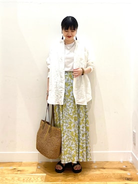「KBF+（ケービーエフプラス）のアイテム」を使った、秋山 里織さん（レディース・158cm）の春コーディネート