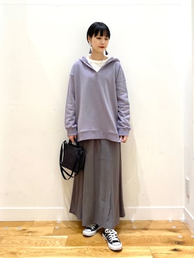 「KBF+（ケービーエフプラス）のアイテム」を使った、秋山 里織さん（レディース・158cm）の冬コーディネート